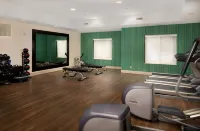 Holiday Inn Express & Suites Independence-Kansas City