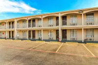 Days Inn by Wyndham Market Center Dallas Love Field Hotels in Dallas