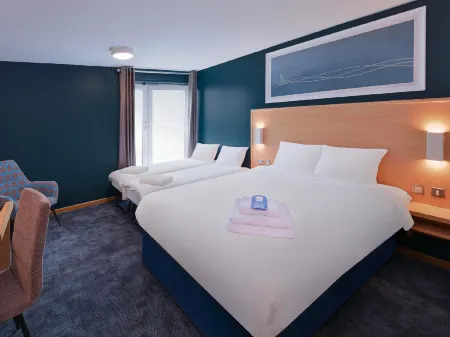 Travelodge Plymouth Отели рядом с достопримечательностью «Mayflower International Marina»