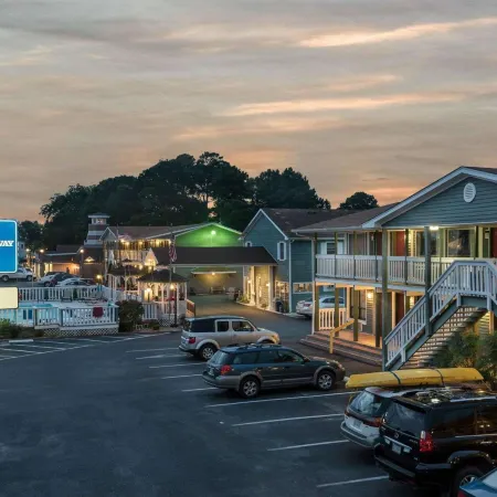 Atlantic Shores Inn and Suites