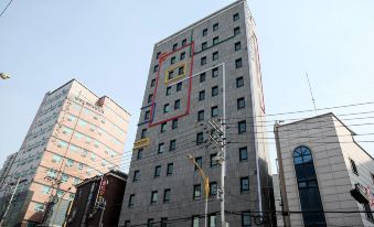 A7 Hotel