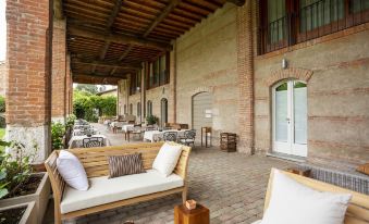 Santellone Resort