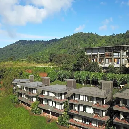 Sirinati Khao Kho