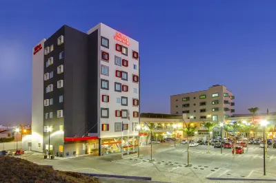 Hilton Garden Inn Queretaro Hotels near Plaza Picasso