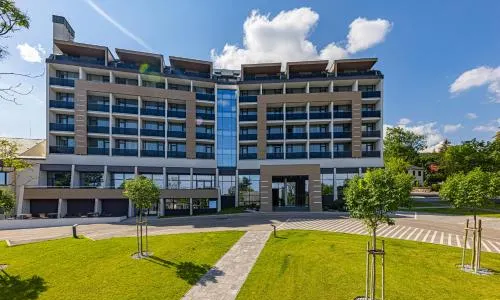 Avar Hotel