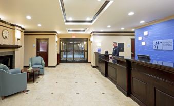 Holiday Inn Express & Suites Syracuse North - Airport Area