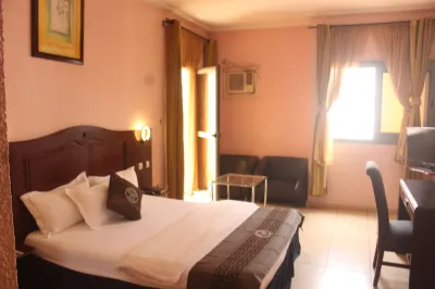 Tou'Ngou Hotel