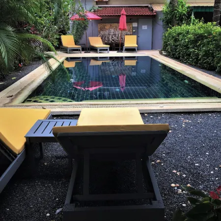 Lemon House Hotel
