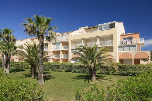 Vacancéole - Résidence le Palmyra Golf Hotel a Agde