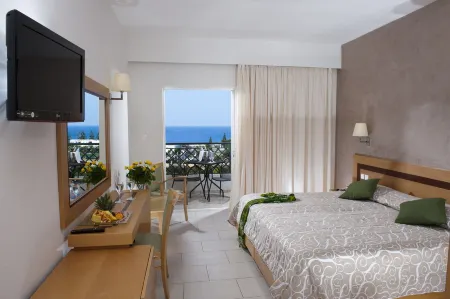 Grand Hotel Holiday Resort