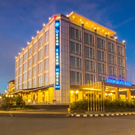 Ocean Beach Hotel Padang