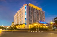 Ocean Beach Hotel Padang - 3-Star