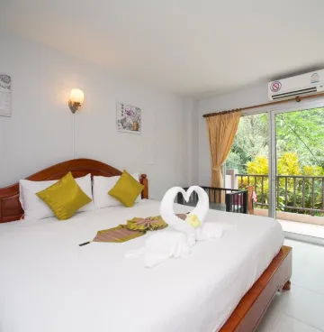 ห้องสแตนดาร์ด เตียงใหญ่ 1 เตียง ไม่มีระเบียง