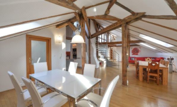 Charles Bridge Bed and Breakfast - Housity