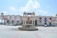 The Lal Vilas Hotel & Resort Hotels in Neemrana