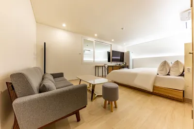 Mokpo Hotel Lime Hotels near CALLIA