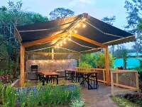 Log Cabin Hotel - Baguio Отели в г. Багио