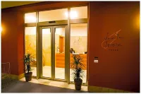 Santa Teresa House - 2-Star
