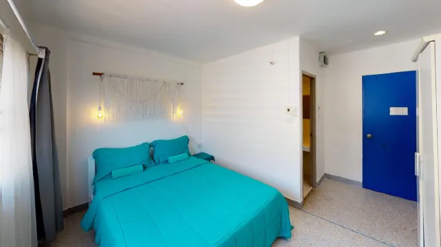 ห้องซูพีเรียร์ เตียงใหญ่ 1 เตียง