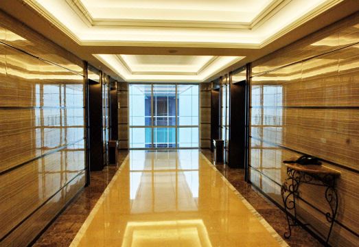 호텔 객실 내부