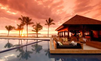 Hilton Fiji Beach Resort and Spa