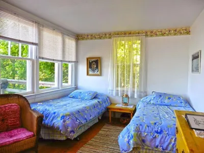 Bruce Bay Cottages & Lighthouse Hotels in Plummer Additional