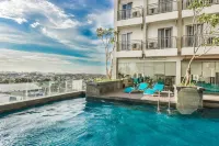 Golden Tulip Essential Tangerang Hotels in Tangerang