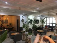 Petik Merah Homestay