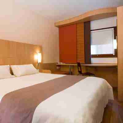 ibis Orange Centre Echangeur A7 A9 Rooms