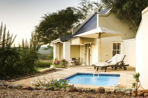 River Bend Lodge Hotels in Western District