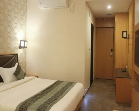 The ND Hotel Hotels in Chandrapur District