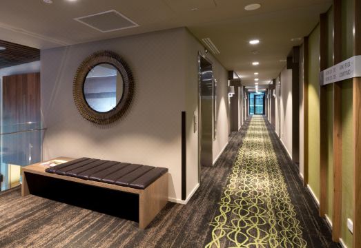 더 글렌 호텔 & 스위트