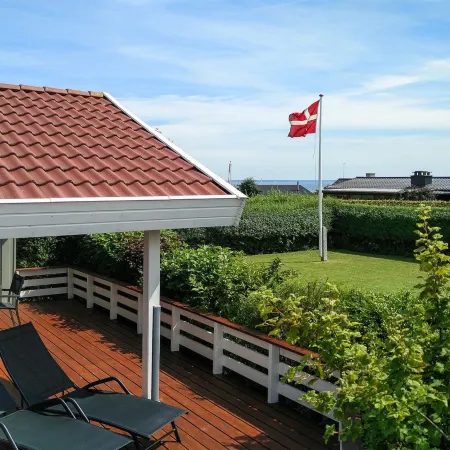 "Stenkil" - 250m from the Sea