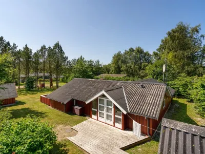 "Thurir" - 4km from the Sea