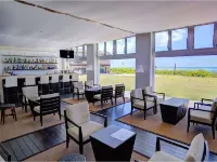 EN RESORT Kumejima EEF Beach Hotel (ENリゾート 久米島イーフビーチホテル） - バー