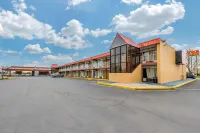 Days Inn by Wyndham Perrysburg/Toledo Hôtels à : Perrysburg