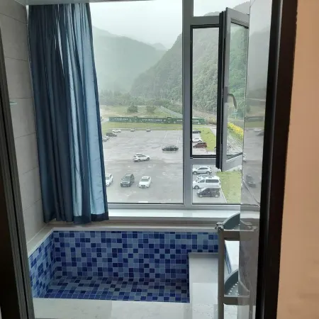Benxi County Xigu Gushi Homestay