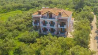Kavos Psarou Studios & Apartments