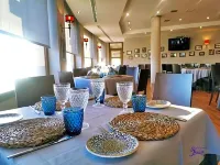 Hotel Campos de Baeza - 朝食