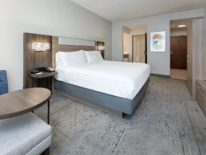 Holiday Inn Express & Suites Dallas Park Central Northeast