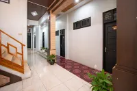 RedDoorz Syariah Near Danau Lut Tawar Takengon Hotels in Mongal