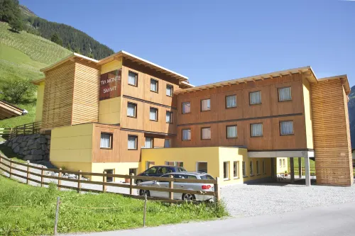Hotel TIA Smart Natur - parking