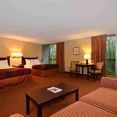 Best Western Branson Inn and Conference Center Rooms
