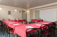 The Originals City, Hôtel le Forum, Strasbourg Nord Hotels in Schiltigheim