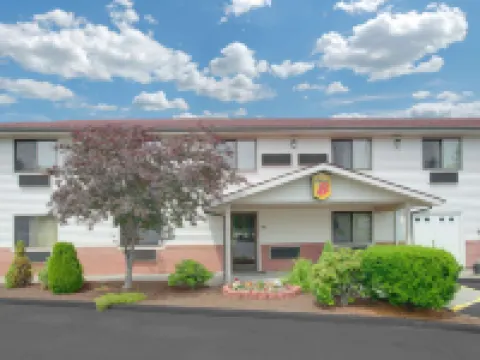 Super 8 by Wyndham Augusta Hotels in Augusta