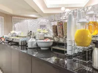 La Quinta Inn & Suites by Wyndham Grand Junction - breakfast