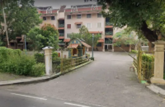 Kondominium Lippo Carita Selatan