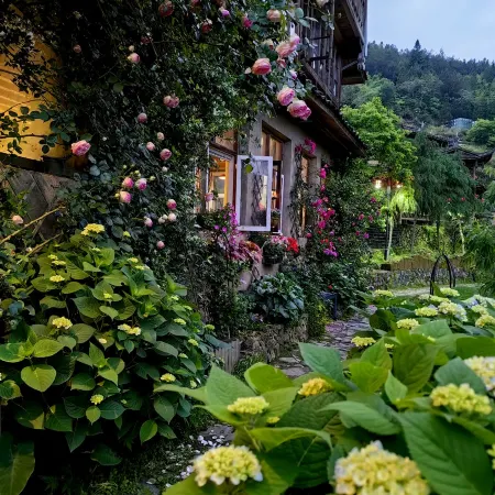 Little Plum House Homestay