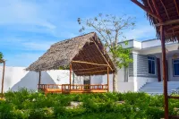 Uhuru Hotel & Restaurant - 3-Star