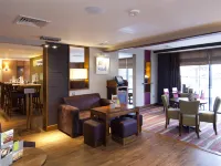 Warwick Hotels in Warwick